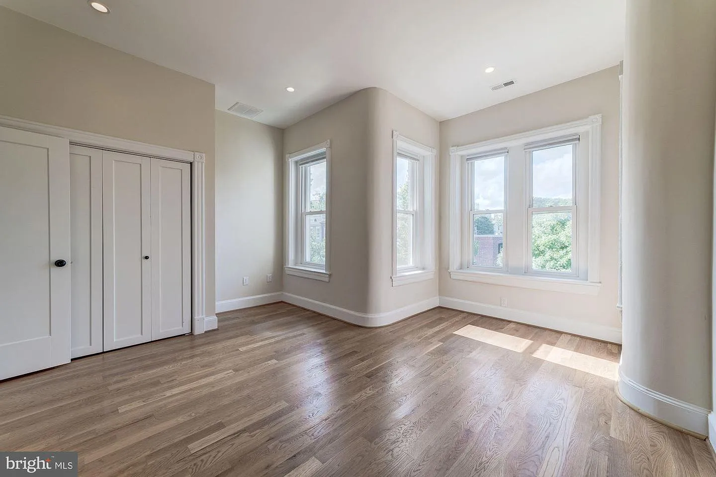 Capitol Hill Home - private bedroom with quality furnishings and personal space